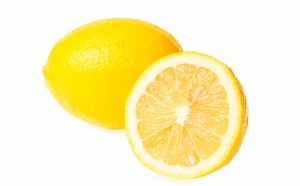 在生活中柠檬的十三种妙用